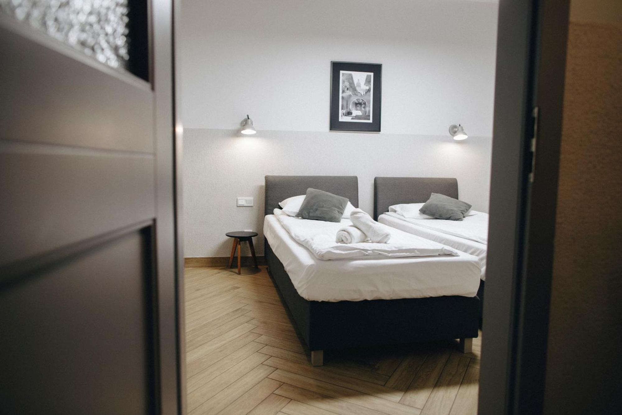 M5 Main Square Stylish One Bedroom 克拉科夫 外观 照片